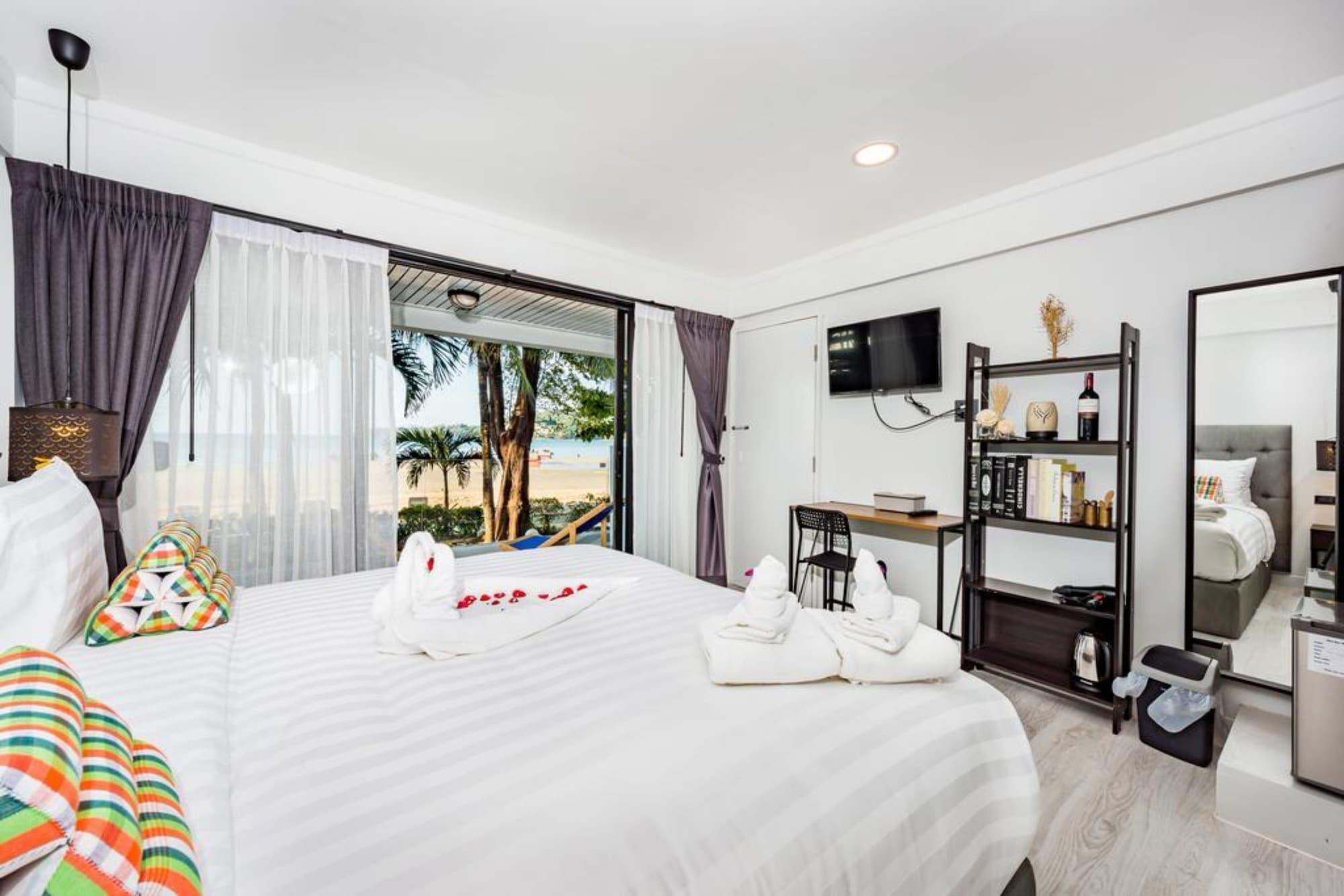 Thai Kamala Beach Front Phuket Ngoại thất bức ảnh