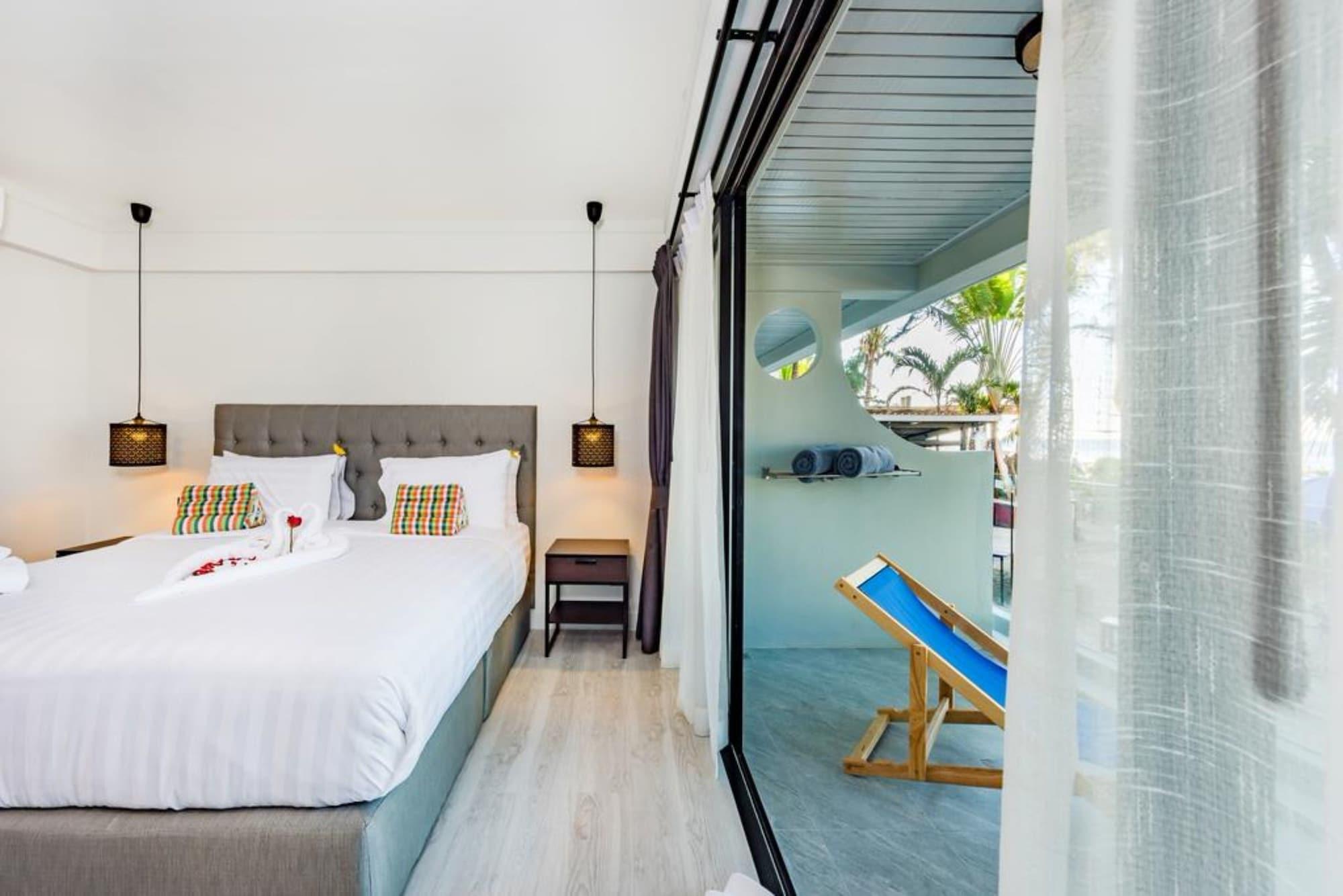 Thai Kamala Beach Front Phuket Ngoại thất bức ảnh