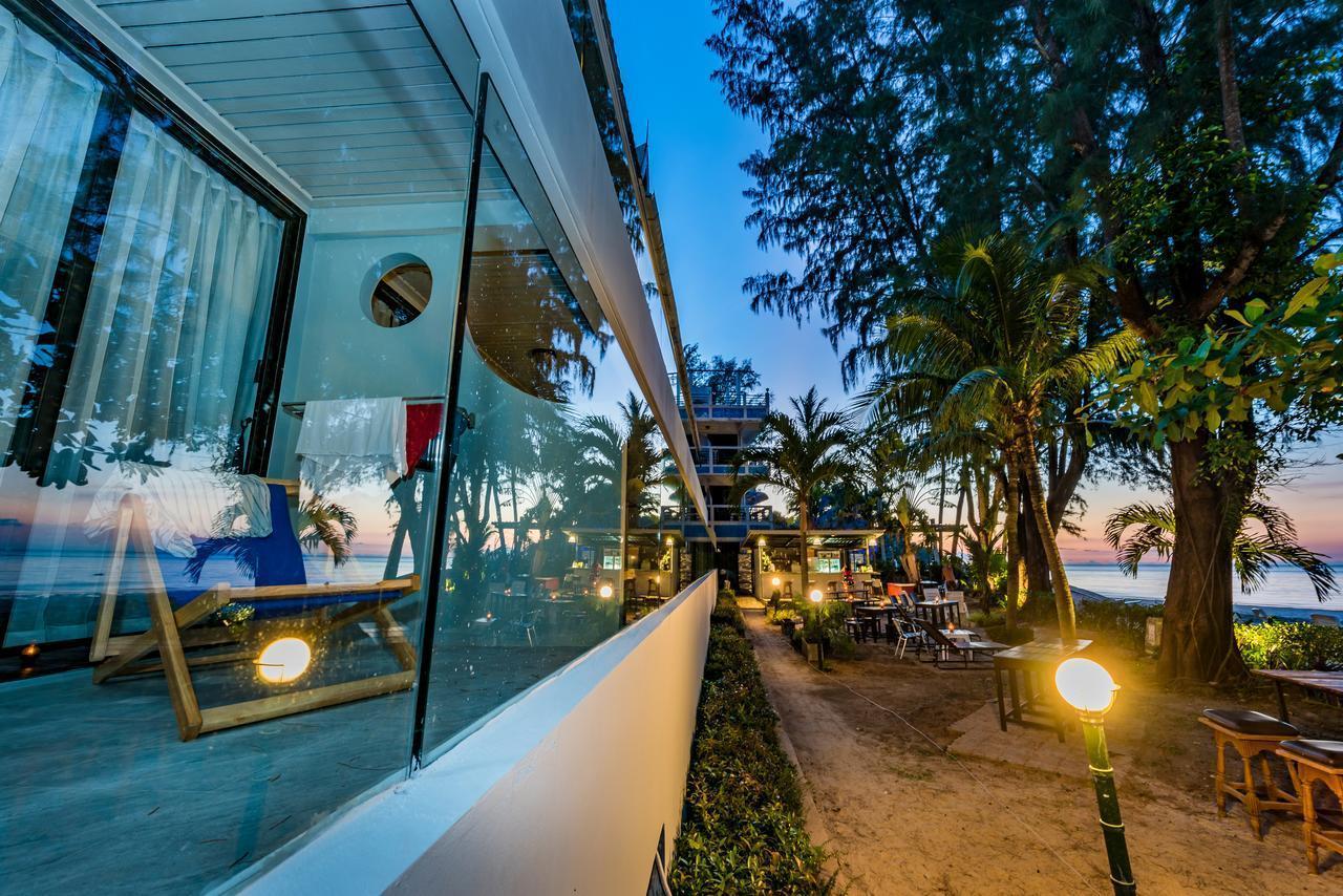 Thai Kamala Beach Front Phuket Ngoại thất bức ảnh