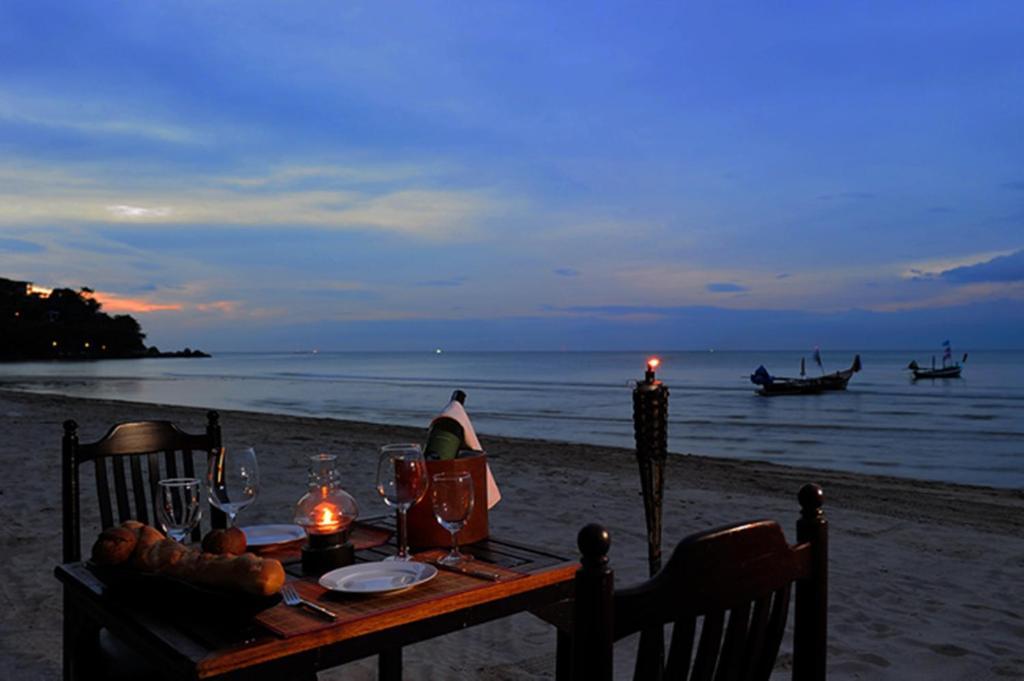 Thai Kamala Beach Front Phuket Ngoại thất bức ảnh