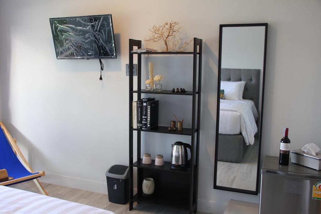 Thai Kamala Beach Front Phuket Ngoại thất bức ảnh
