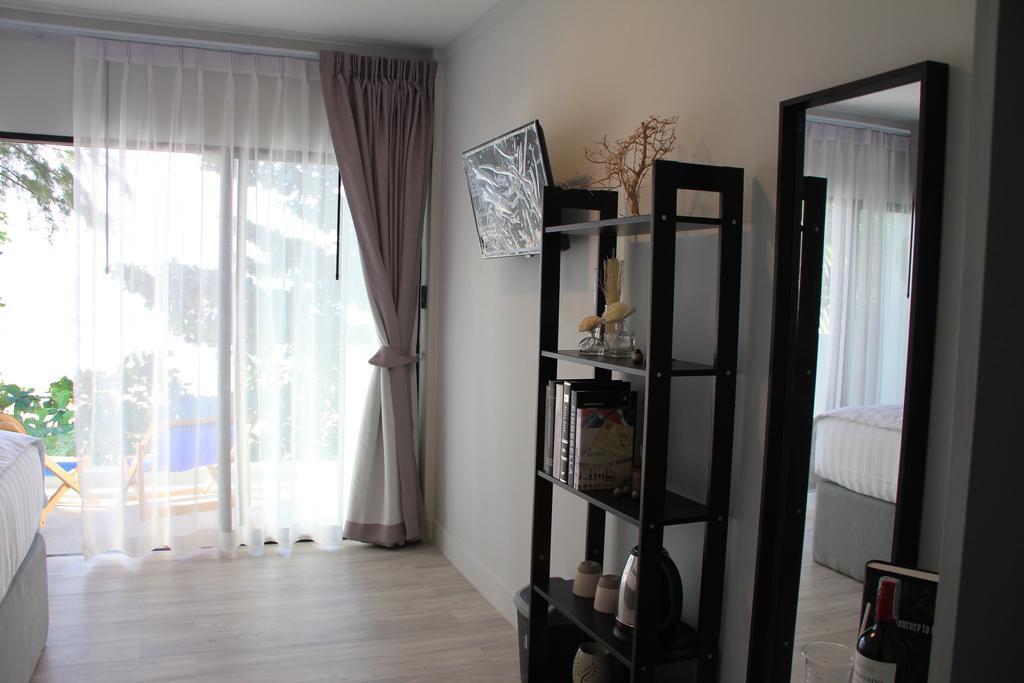 Thai Kamala Beach Front Phuket Ngoại thất bức ảnh