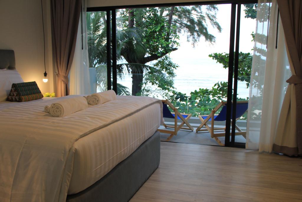 Thai Kamala Beach Front Phuket Ngoại thất bức ảnh