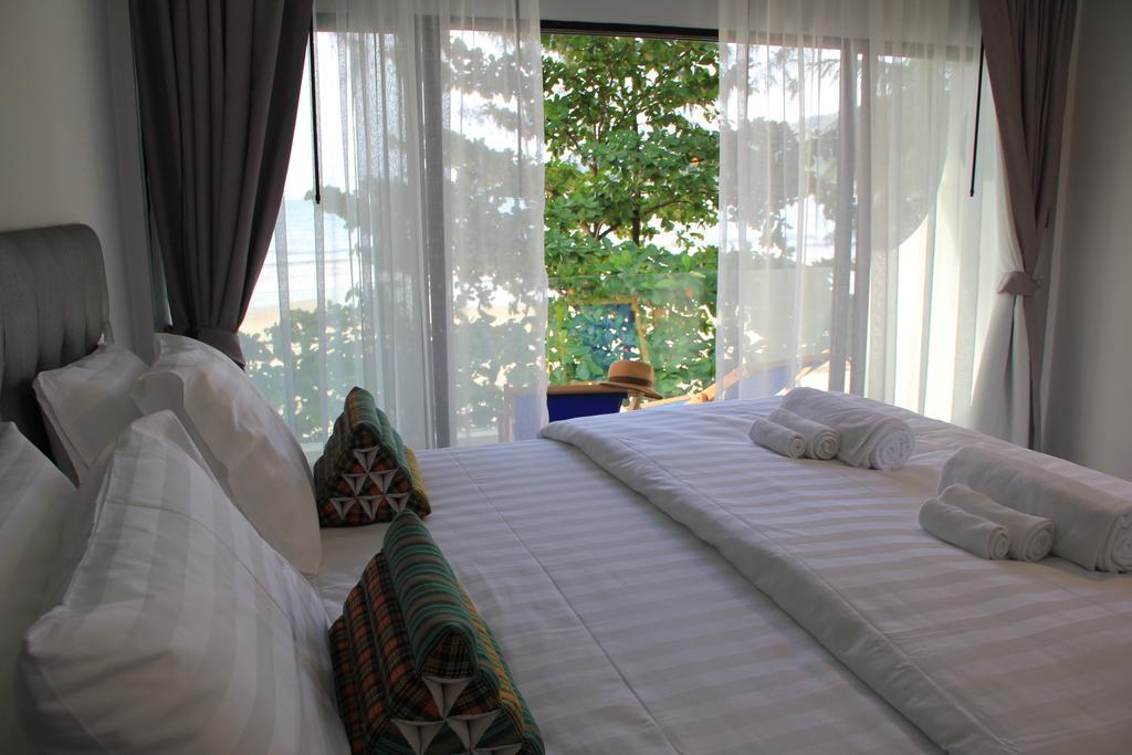 Thai Kamala Beach Front Phuket Ngoại thất bức ảnh